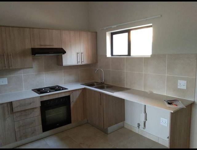 2 BEDROOM APARTMENT FOR SALE IN WHITERIDGE